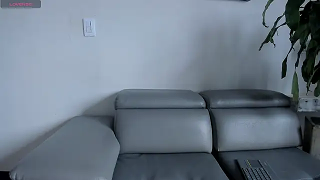 RoxyRoss  online show from 09/20/25, 02:07