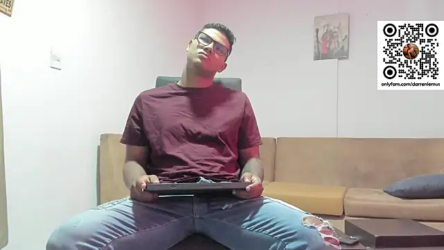 Darren hot2 online show from 01/10/25, 05:02