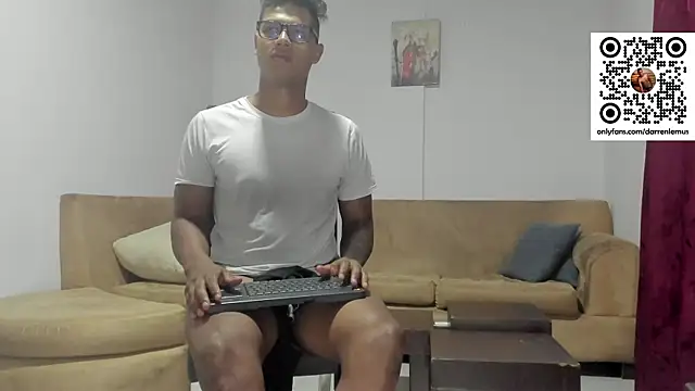 Darren hot2 online show from 01/29/25, 08:29