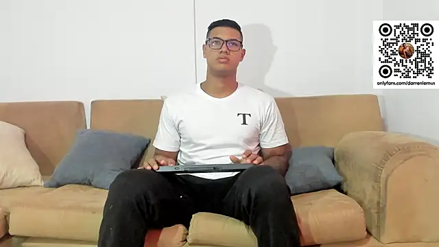 Darren hot2 online show from 02/07/25, 06:24