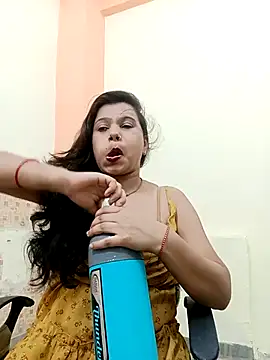 Snapshot of kendracox21 chatting on 09/20/25, 05:30 kendracox21 online show from 09/20/25, 05:30