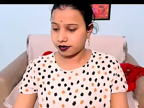 kendracox21 online show from 02/04/26, 03:34