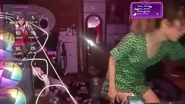 piou-sissy online show from 10/14/25, 07:58