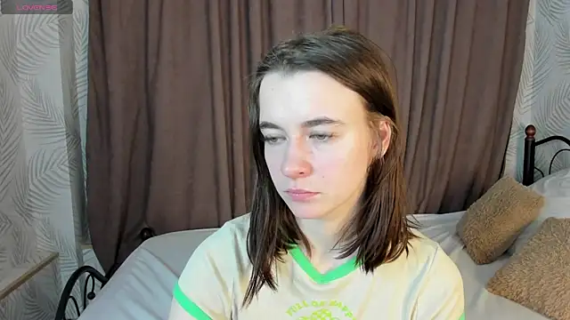 Aisha Skinny online show from 02/02/25, 03:21