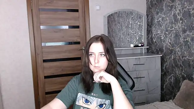 Kristy-Max online show from 12/21/25, 08:38