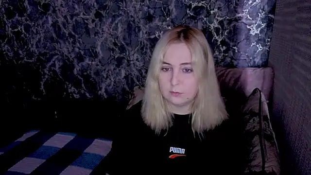 Snapshot of Kristy-Max chatting on 03/27/26, 08:52 Kristy-Max online show from 03/27/26, 08:52