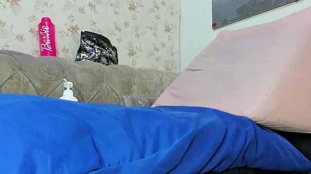 Snapshot of fer_dz chatting on 01/11/25, 03:52 fer dz online show from 01/11/25, 03:52