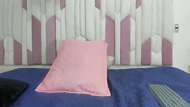 Snapshot of fer_dz chatting on 03/07/25, 12:56 fer dz online show from 03/07/25, 12:56