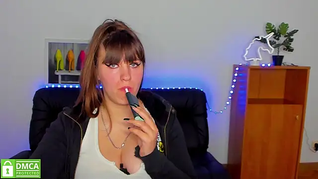 Snapshot of Amali_Ivanna_smit chatting on 02/27/25, 03:37 Amali Ivanna smit online show from 02/27/25, 03:37