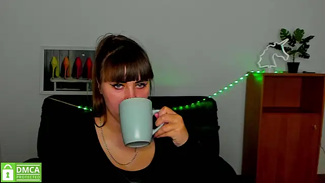 Snapshot of Amali_Ivanna_smit chatting on 03/06/25, 03:35 Amali Ivanna smit online show from 03/06/25, 03:35
