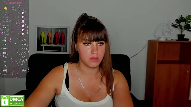 Snapshot of Amali_Ivanna_smit chatting on 09/11/25, 11:32 Amali Ivanna smit online show from 09/11/25, 11:32