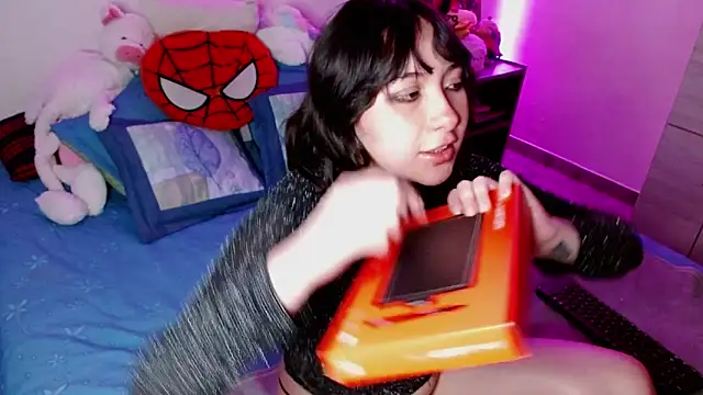 Billie janne  online show from 12/18/25, 10:49