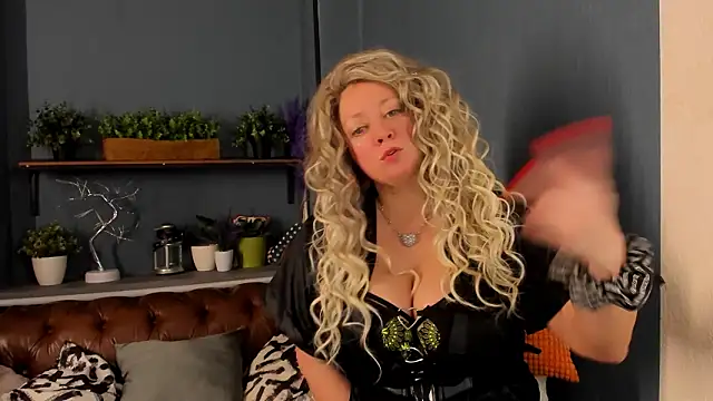 JesiaFoxi online show from 02/19/26, 02:57