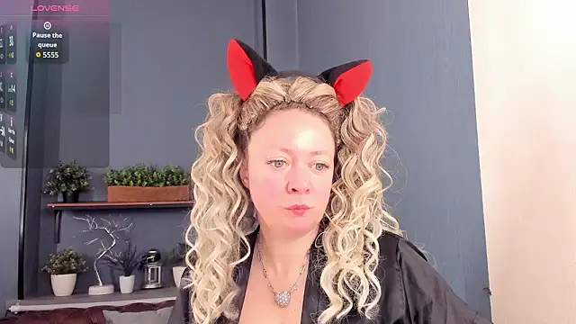 JesiaFoxi online show from 03/23/26, 12:53