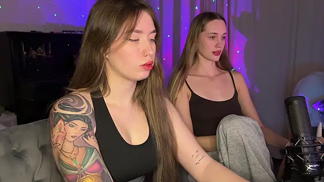 Snapshot of urmissalice chatting on 10/06/25, 06:38 urmissalice online show from 10/06/25, 06:38