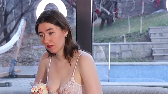 Snapshot of GentleSparkMay chatting on 12/08/24, 12:30 GentleSparkMay online show from 12/08/24, 12:30