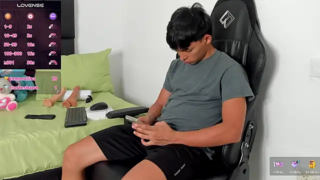 Tonny twink  online show from 03/23/26, 11:09