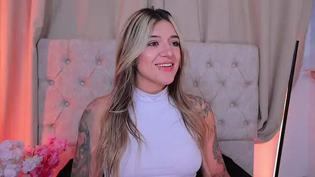 ashleyvalirya online show from 12/29/24, 03:54