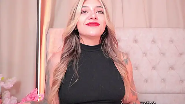 ashleyvalirya online show from 01/06/25, 06:58