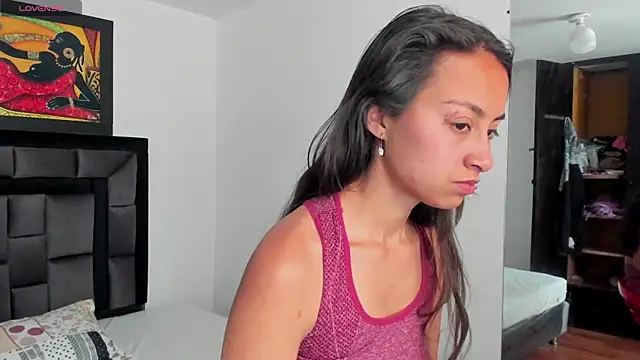 tatiana valencia online show from 02/03/25, 04:10