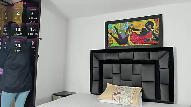 tatiana valencia online show from 02/06/25, 11:54