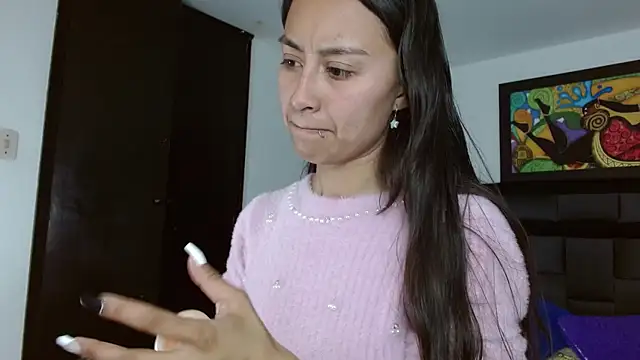 tatiana valencia online show from 02/18/25, 03:43