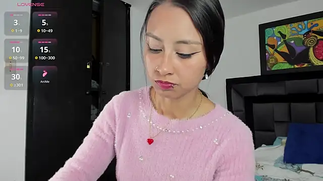 tatiana valencia online show from 03/01/25, 06:54