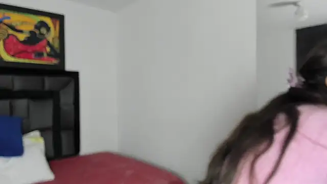 tatiana valencia online show from 03/05/25, 12:33