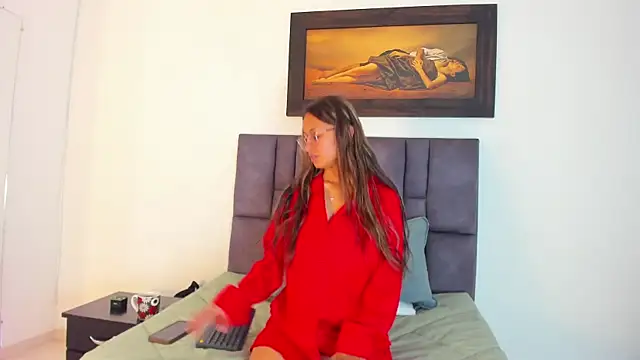 Snapshot of tatiana_valencia chatting on 05/30/26, 02:03 tatiana valencia online show from 05/30/26, 02:03