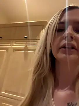 saskiapierce online show from 09/21/25, 07:48