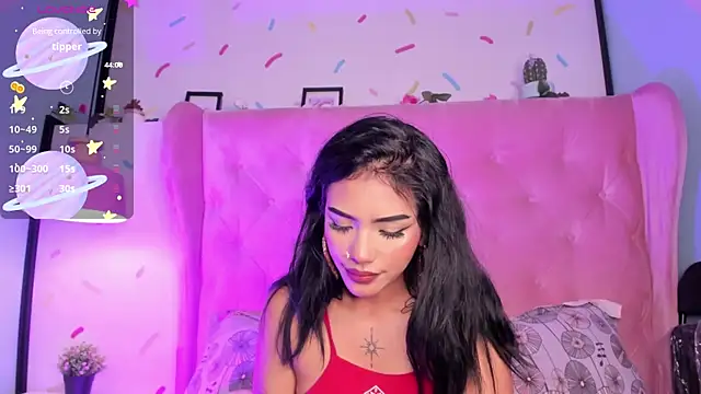 Giovanna oliveira online show from 12/04/24, 11:52