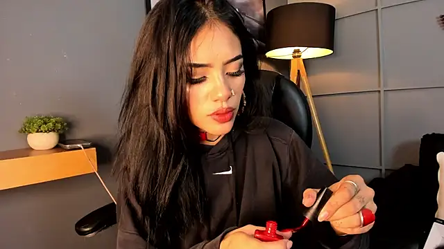 Giovanna oliveira online show from 01/13/25, 08:26