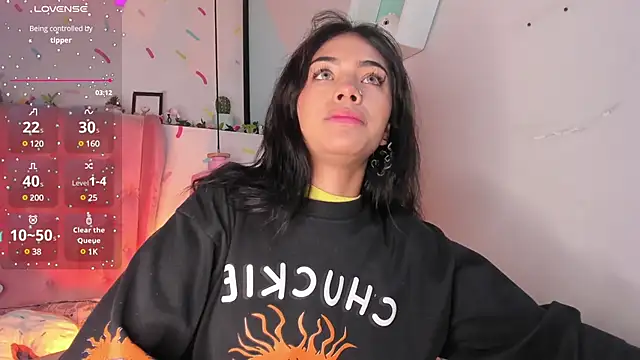 Giovanna oliveira online show from 02/06/25, 05:03