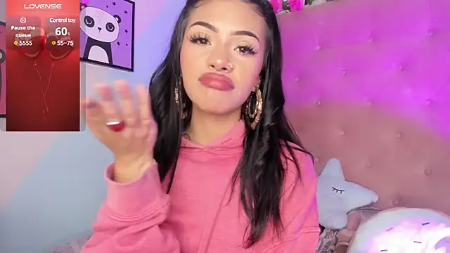 Giovanna oliveira online show from 02/23/25, 09:00