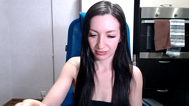 Snapshot of RailyMellow chatting on 01/17/25, 05:41 RailyMellow online show from 01/17/25, 05:41