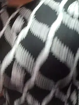 Snapshot of hotdesibb30 chatting on 02/18/25, 10:16 hotdesibb30 online show from 02/18/25, 10:16