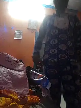 Snapshot of hotdesibb30 chatting on 02/18/25, 06:15 hotdesibb30 online show from 02/18/25, 06:15