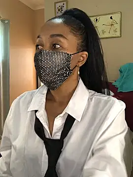 Snapshot of niccki3 chatting on 02/09/25, 05:40 niccki3 online show from 02/09/25, 05:40