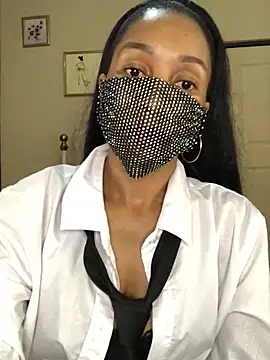 Snapshot of niccki3 chatting on 02/09/25, 11:15 niccki3 online show from 02/09/25, 11:15