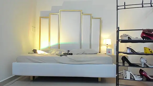 Snapshot of Abycollins chatting on 02/03/25, 01:30 Abycollins online show from 02/03/25, 01:30