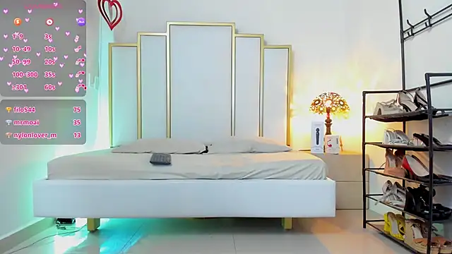 Snapshot of Abycollins chatting on 03/05/25, 10:54 Abycollins online show from 03/05/25, 10:54