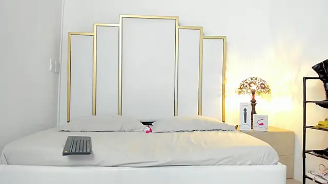 Snapshot of Abycollins chatting on 09/13/25, 05:07 Abycollins online show from 09/13/25, 05:07