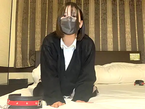 Snapshot of Angels1-2-3-4-5 chatting on 12/03/24, 09:44 Angels1-2-3-4-5 online show from 12/03/24, 09:44