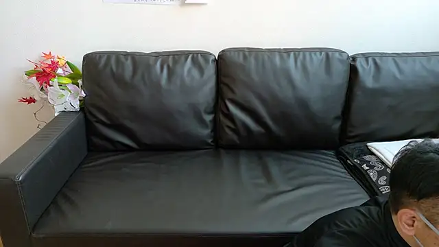 Snapshot of Angels1-2-3-4-5 chatting on 10/10/25, 08:02 Angels1-2-3-4-5 online show from 10/10/25, 08:02