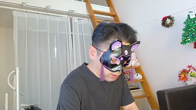 Snapshot of Angels1-2-3-4-5 chatting on 12/04/25, 07:17 Angels1-2-3-4-5 online show from 12/04/25, 07:17