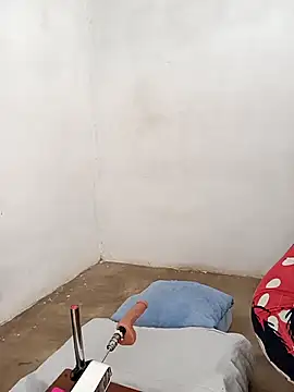 Snapshot of Lucky-hot-girls chatting on 11/19/25, 01:11 Lucky-hot-girls online show from 11/19/25, 01:11