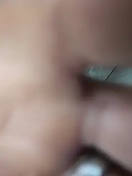 Snapshot of roladuraPr chatting on 12/20/25, 11:39 roladuraPr online show from 12/20/25, 11:39