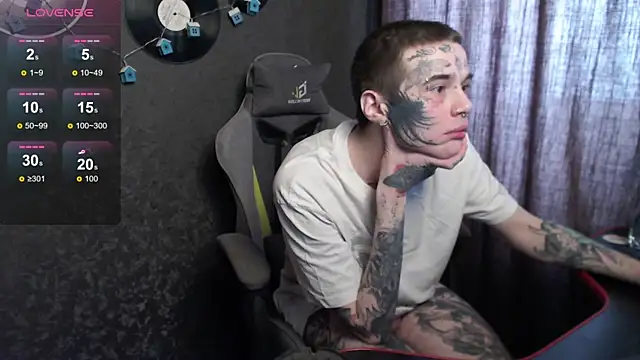 lonelycrystal online show from 02/28/25, 09:58