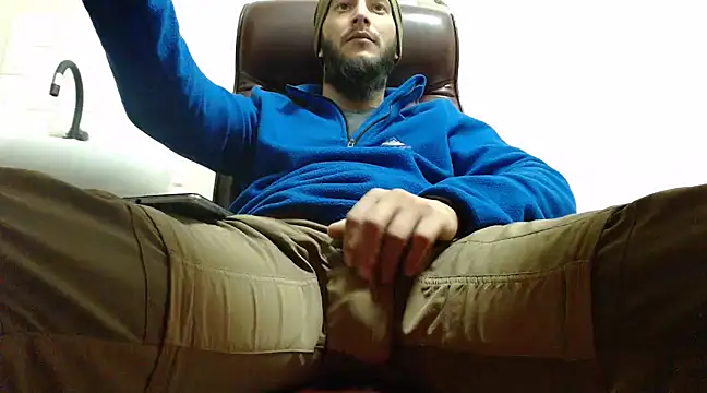 hardbigcock16 online show from 12/17/24, 08:56