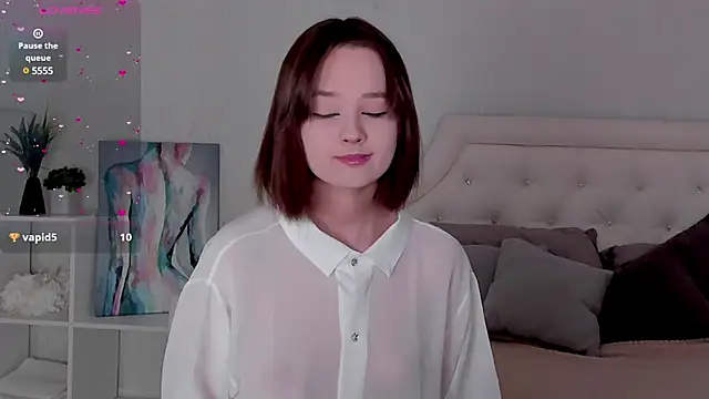 Mary uw online show from 03/11/25, 03:16